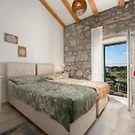 Vila Casa Batana