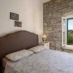 Casa Batana Vila *