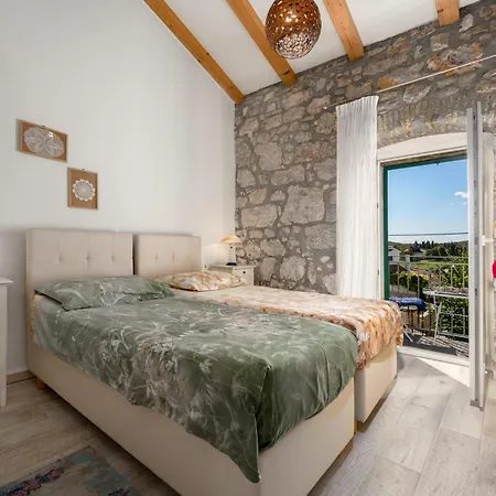 Vila Casa Batana