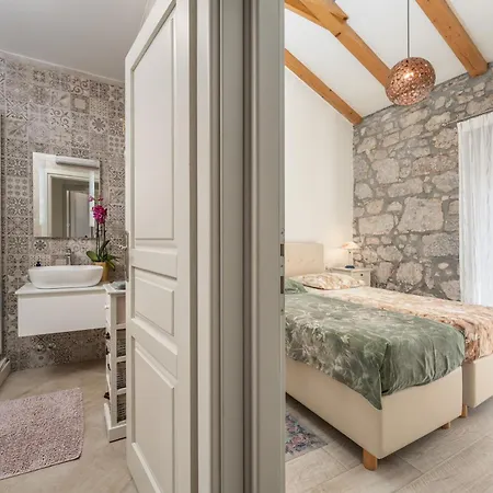 Casa Batana *