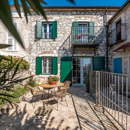 Vila Casa Batana